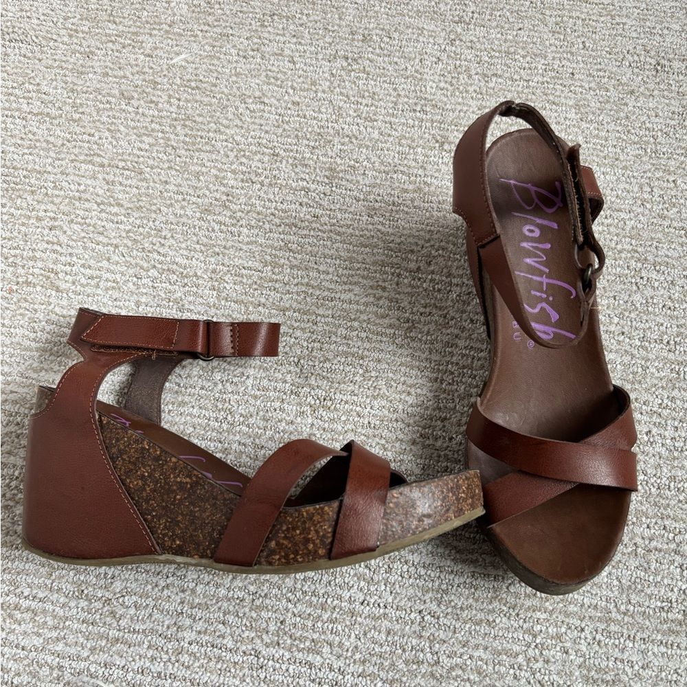 Blowfish Women's Brown Wedge Sandals